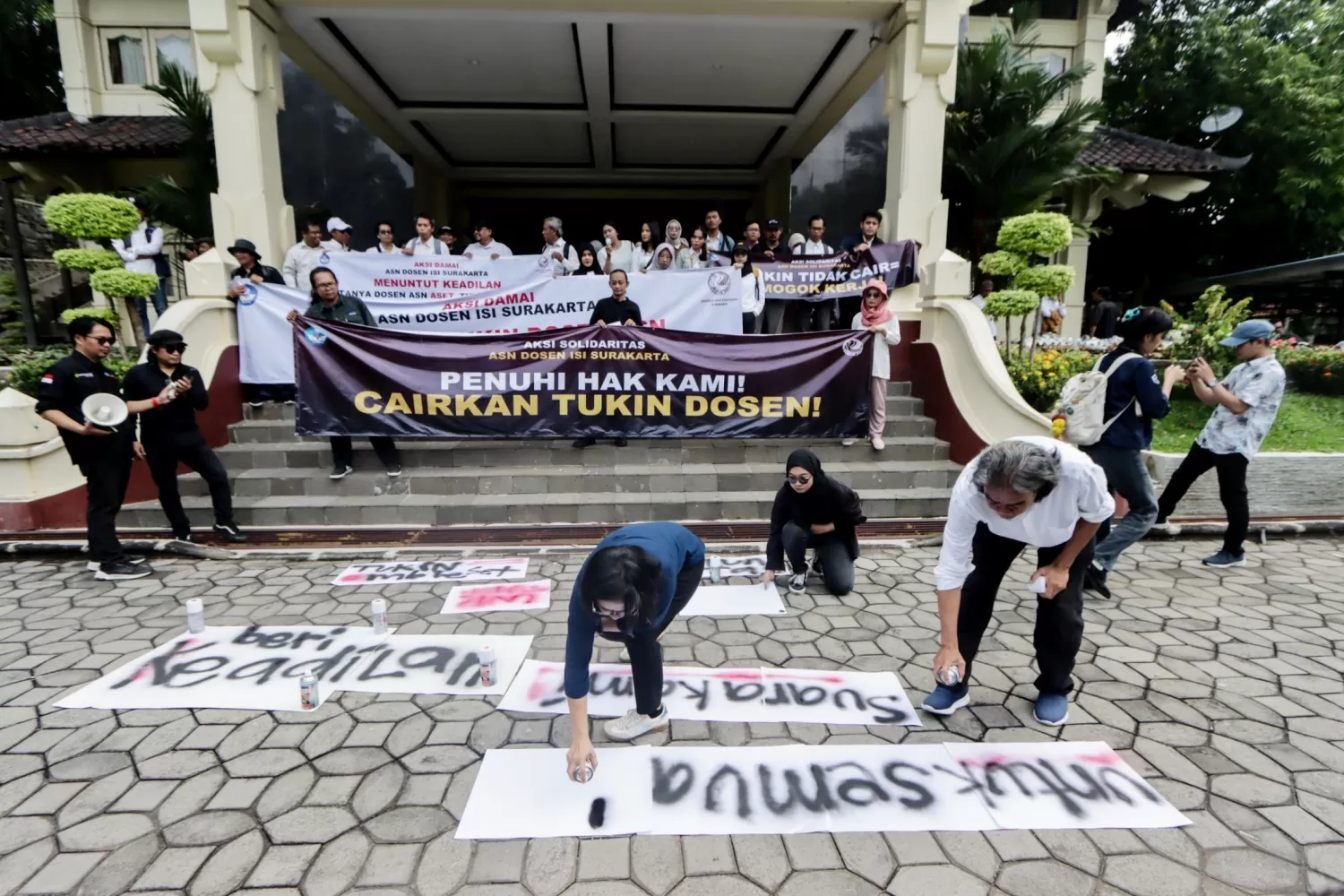 Waspada Provokasi, Pemerintah Tegaskan Pencairan Tunjangan Dosen Berjalan Sesuai Mekanisme
