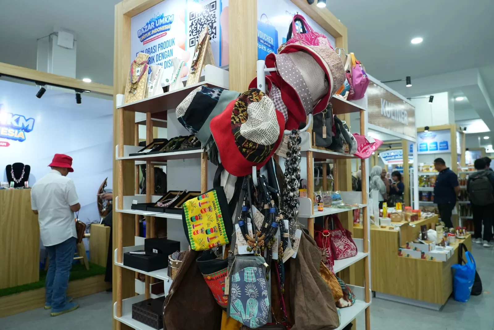 Pemerintah Targetkan UMKM Jadi Pilar Ekonomi Nasional di Indonesia Emas 2045