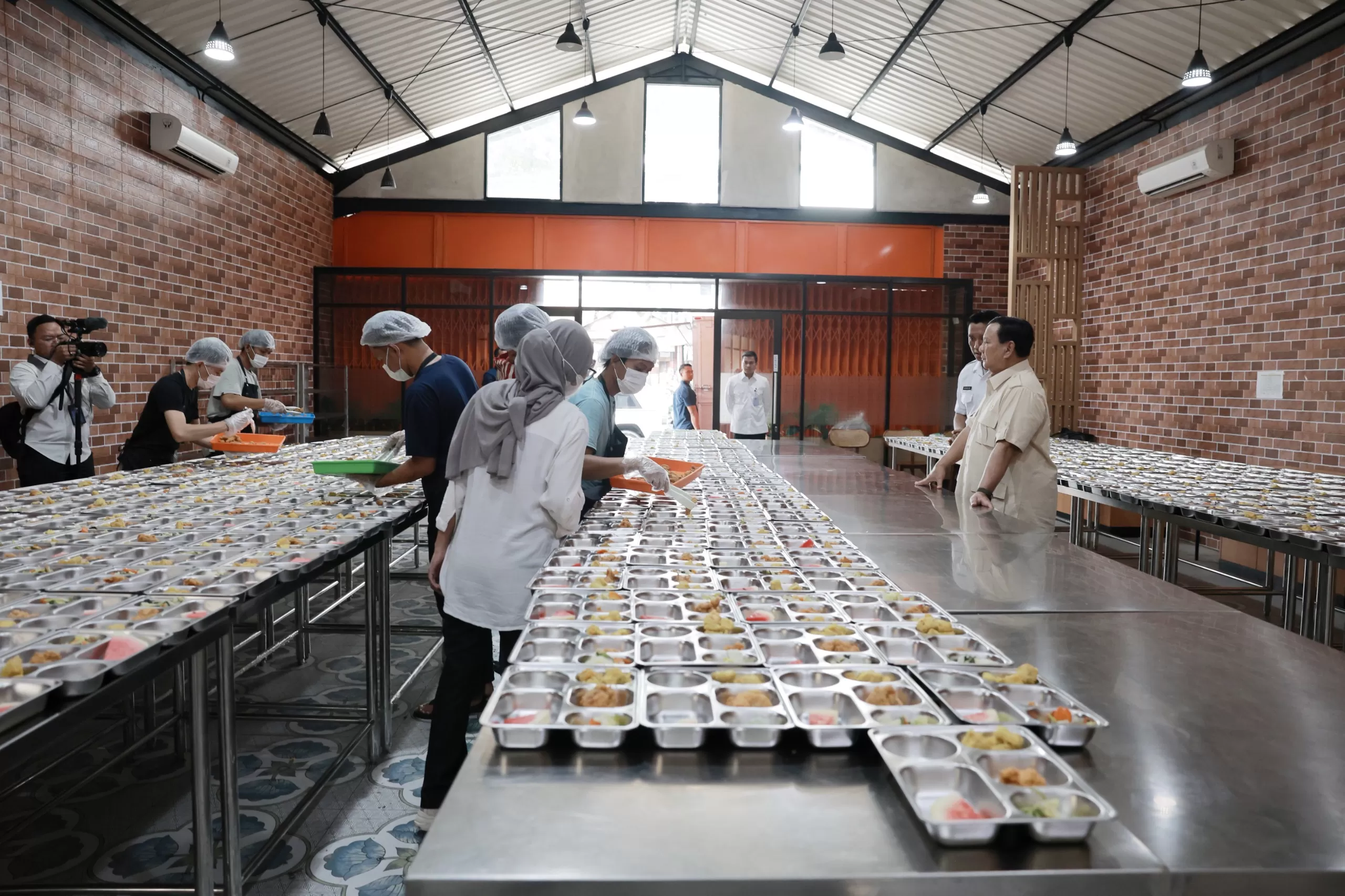 Pemerintah Bangun Dapur Umum MBG di Kawasan Transmigrasi