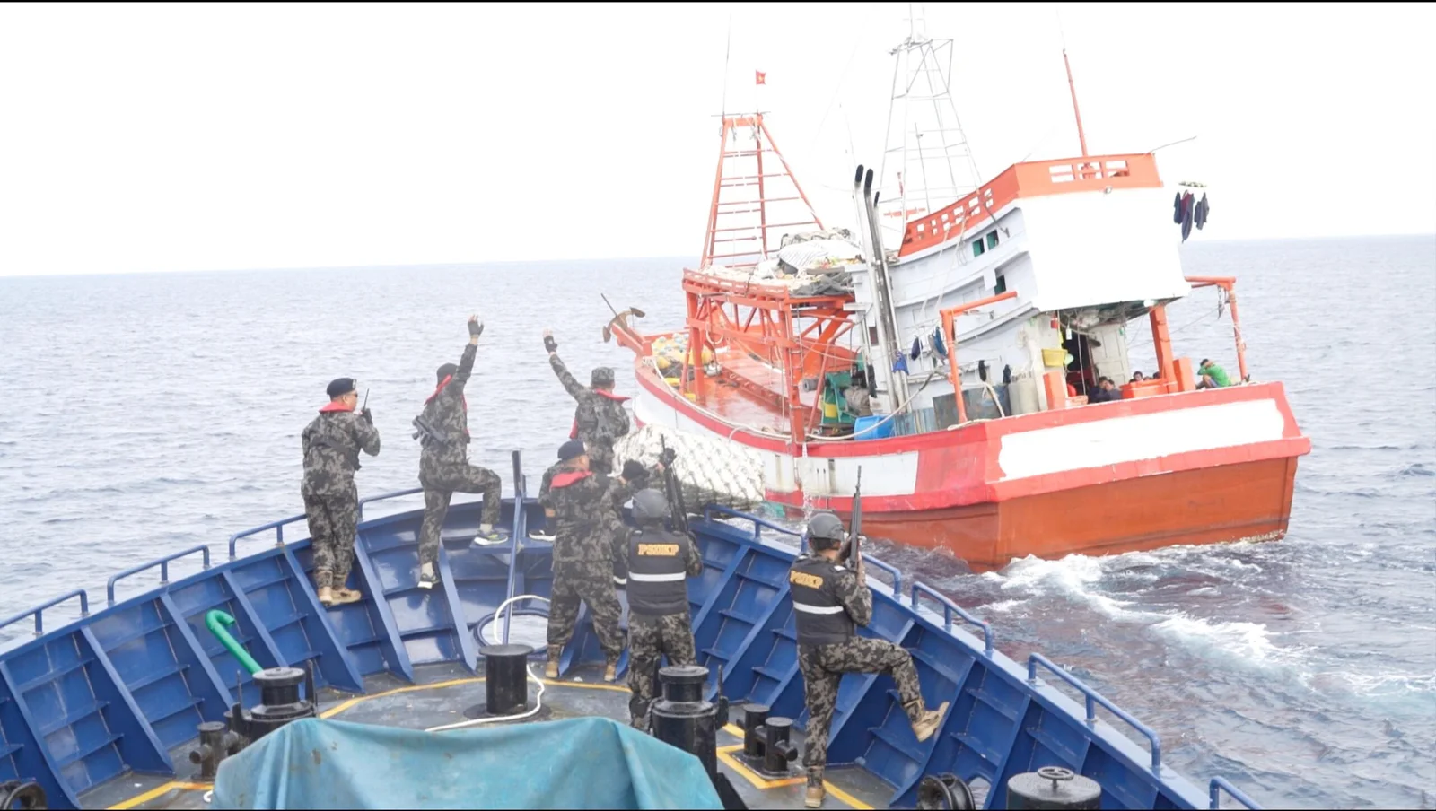 Aksi Nyata Pemerintah Menjaga Laut Natuna dari Kapal Asing