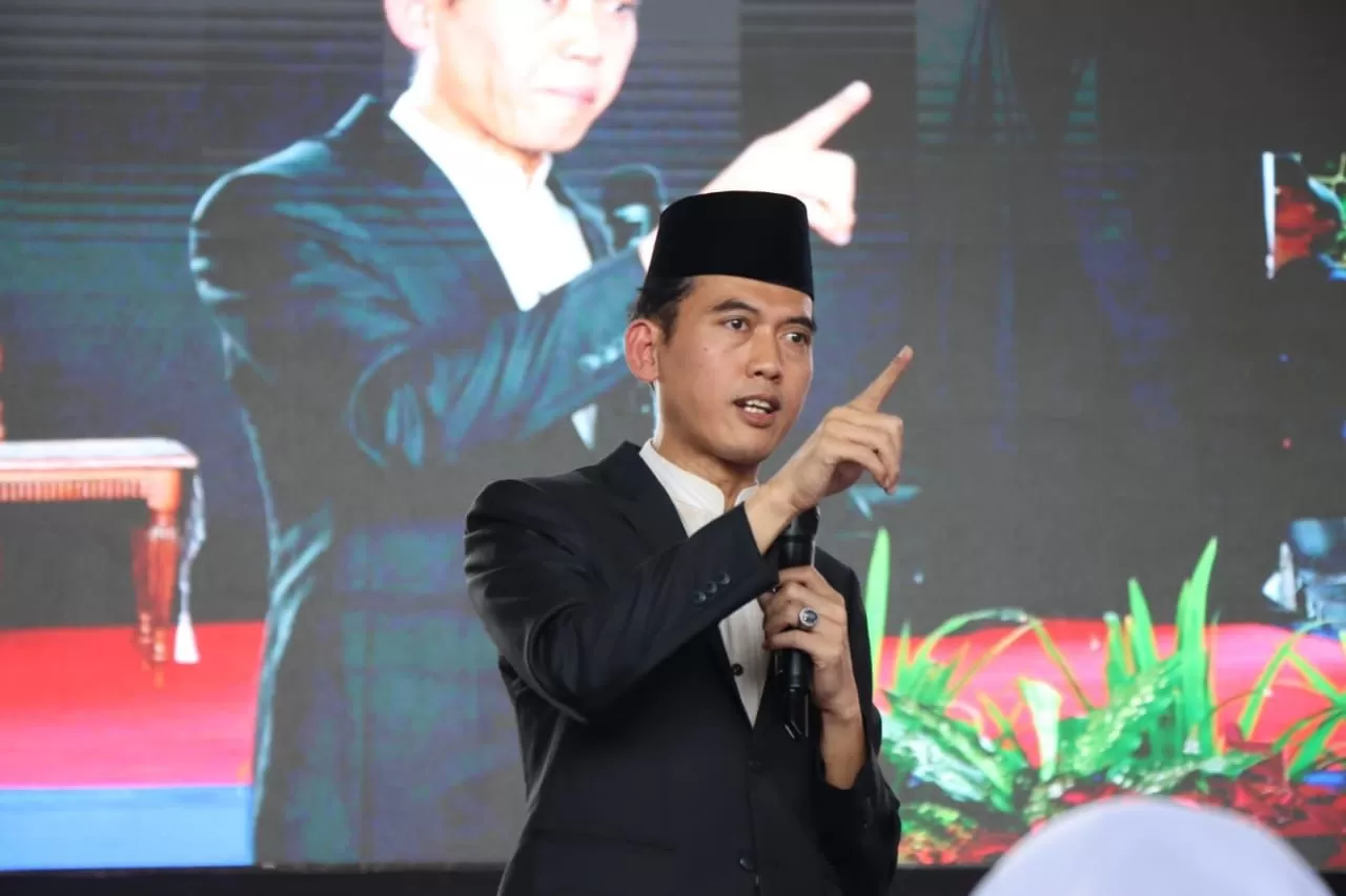 Menyuarakan Demokrasi Tanpa Melukai: Pesan NU dan Muhammadiyah