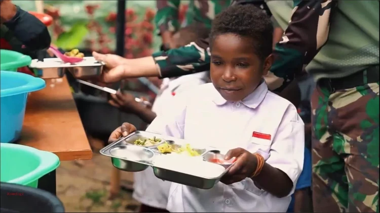Papua Bangkit Bersama Program Makan Bergizi Presiden Prabowo