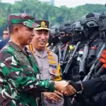 Masyarakat Bersama Aparat Tegakkan Demokrasi Tanpa Kekerasan