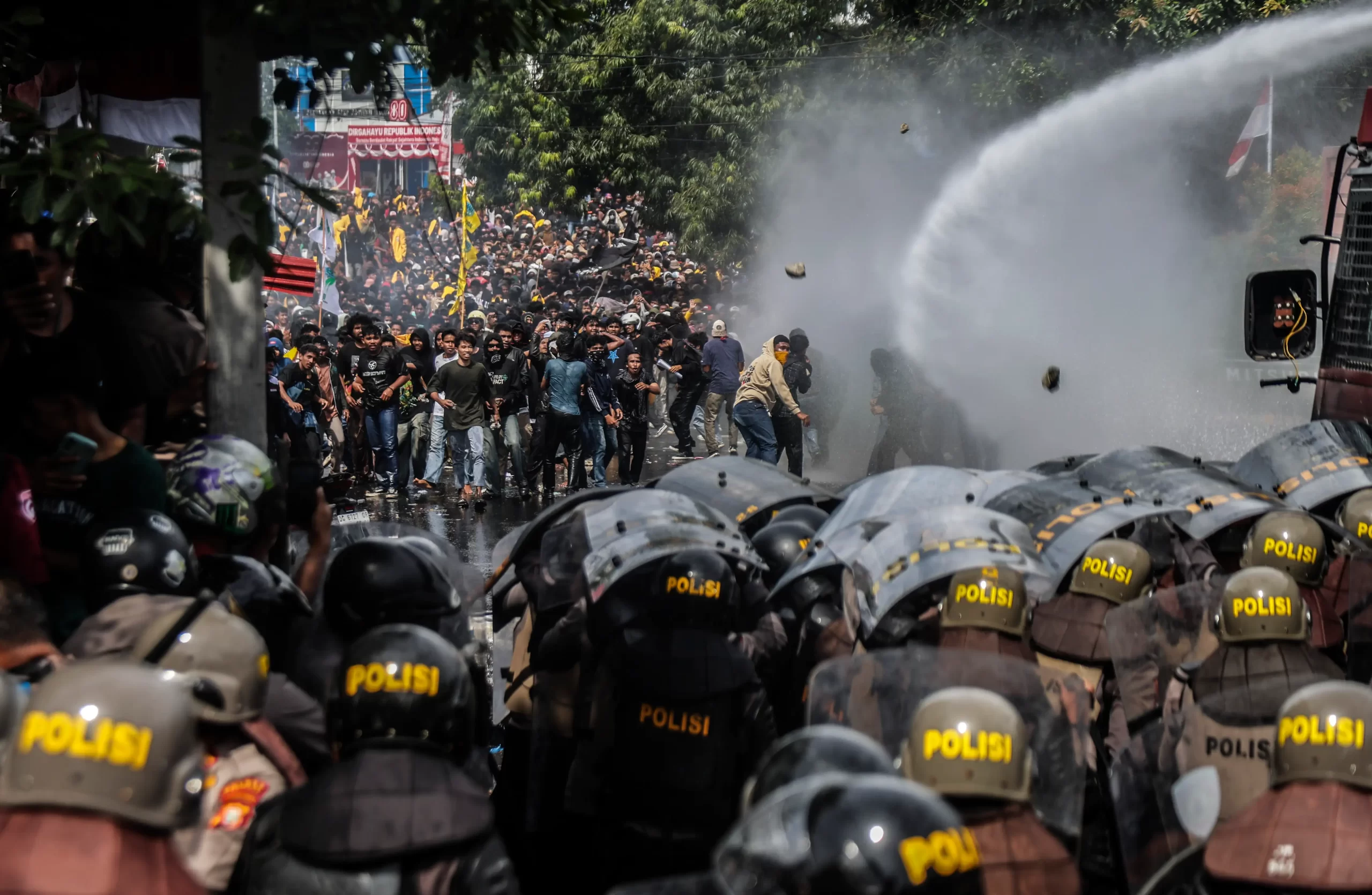 TNI Polri dan Masyarakat Kompak Hadang Upaya Provokasi Demo Anarkis