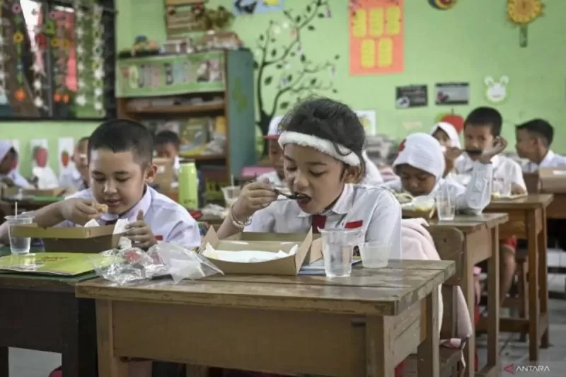 Makan Bergizi Gratis Wujudkan Indonesia Sehat dan Bersatu di Semangat Sumpah Pemuda