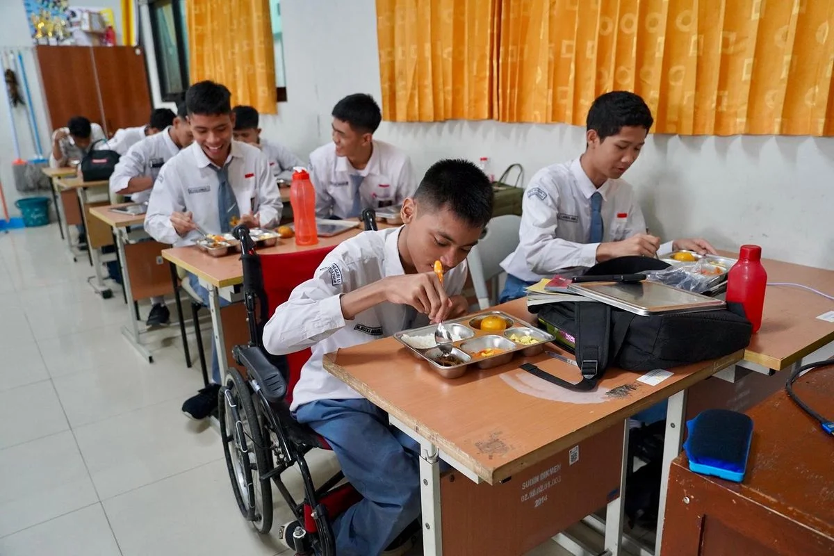 Pemerintah Terus Gencarkan Sosialisasi Pola Makan Sehat melalui Program MBG