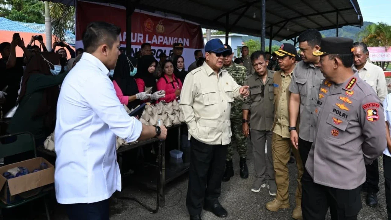 Pemerintah Kerahkan Kekuatan Nasional Percepat Tanggap Darurat Banjir Sumatera