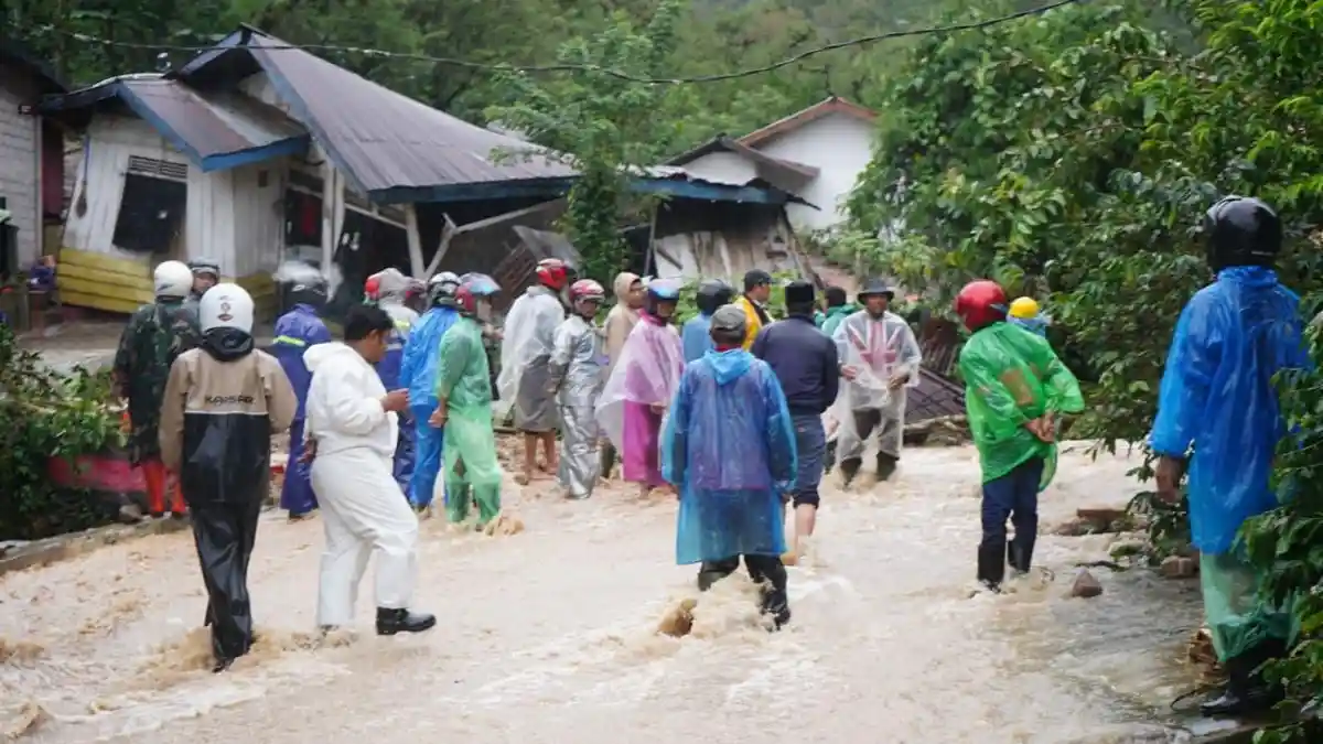 Negara Hadir Lewat Rehabilitasi Rumah Nakes dan Warga Pascabencana Sumatra